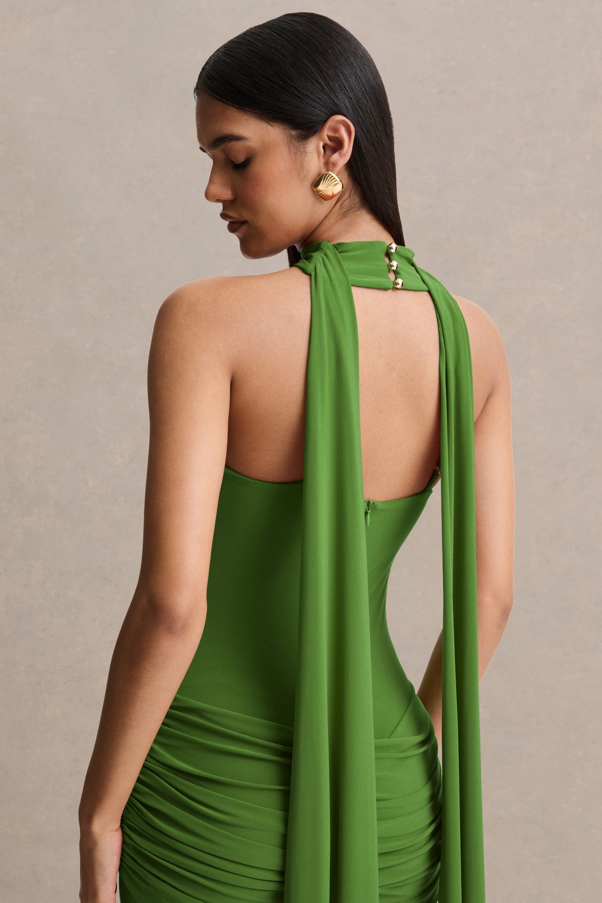 Graciella | Vestido Largo Verde Tipo Bandeau Con Detalle Drapeado Y Pañuelo