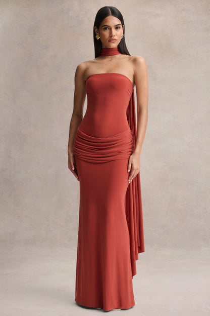 Graciella | Vestido Largo bandeau en tono óxido con detalles drapeados y pañuelo