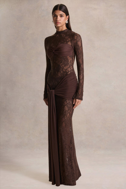 Akira | Vestido Largo de Encaje Marrón con Detalle de Fajín