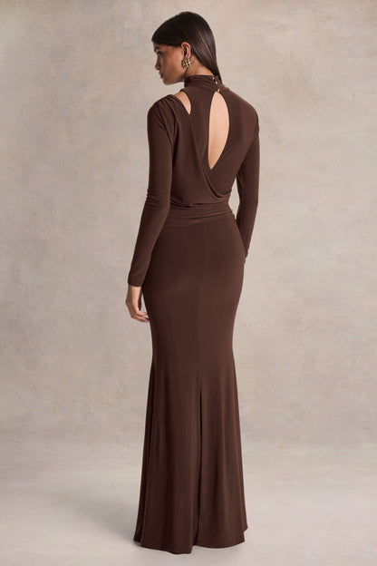 Alastrina | Vestido Largo Marrón con Cuello Alto y Detalle Fruncido