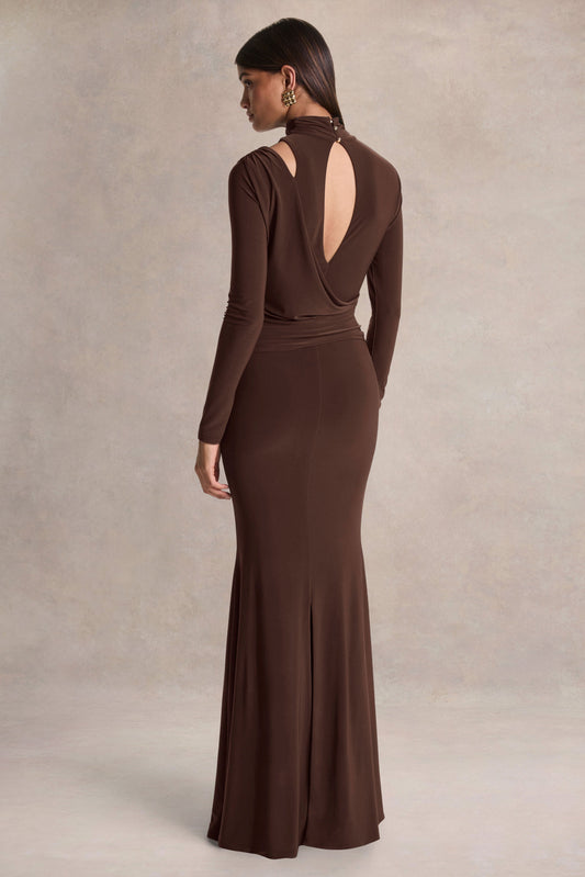 Alastrina | Vestido Largo Marrón con Cuello Alto y Detalle Fruncido