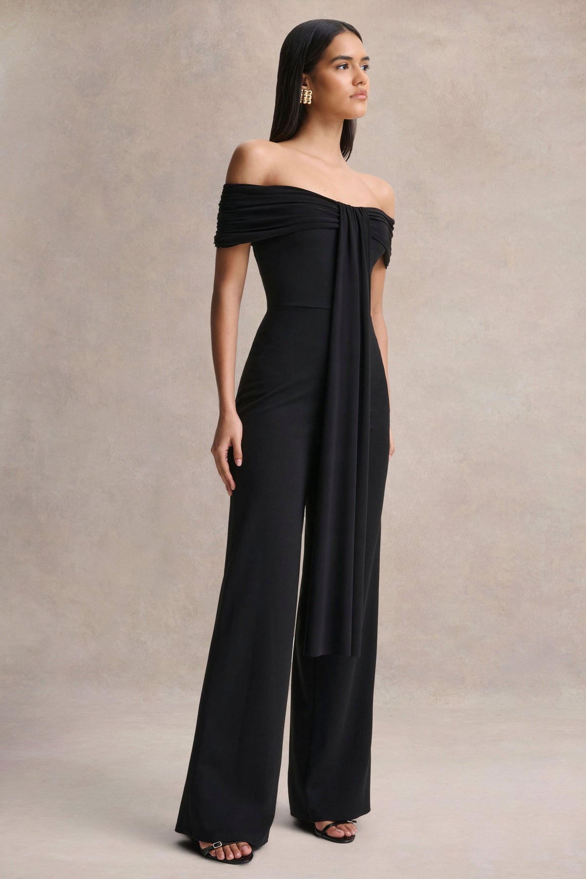 Kalida | Mono negro de cuello Bardot con Detalle de banda colgante