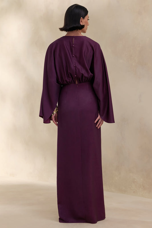 Delphina | Vestido Largo De Satén Ciruela Con Detalles Fruncidos Y Nudo
