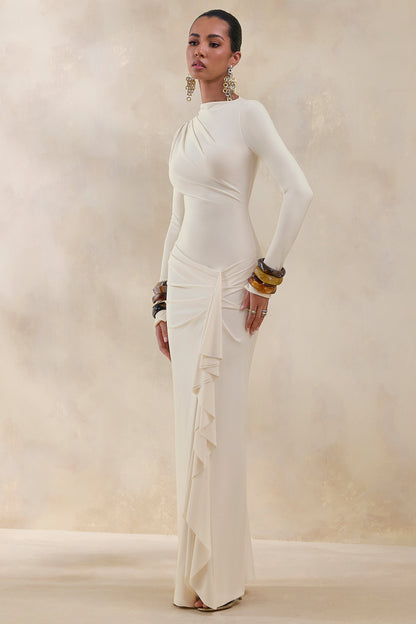 Karessa | Vestido Largo color crema de cuello alto con detalle fruncido y abertura frontal alta