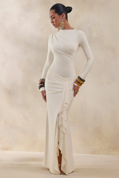 Karessa | Vestido Largo color crema de cuello alto con detalle fruncido y abertura frontal alta