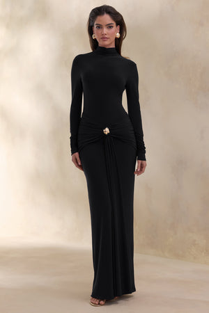 Ambrette | Vestido Largo Negro Con Escote Alto, Detalle Dorado Y Fruncidos
