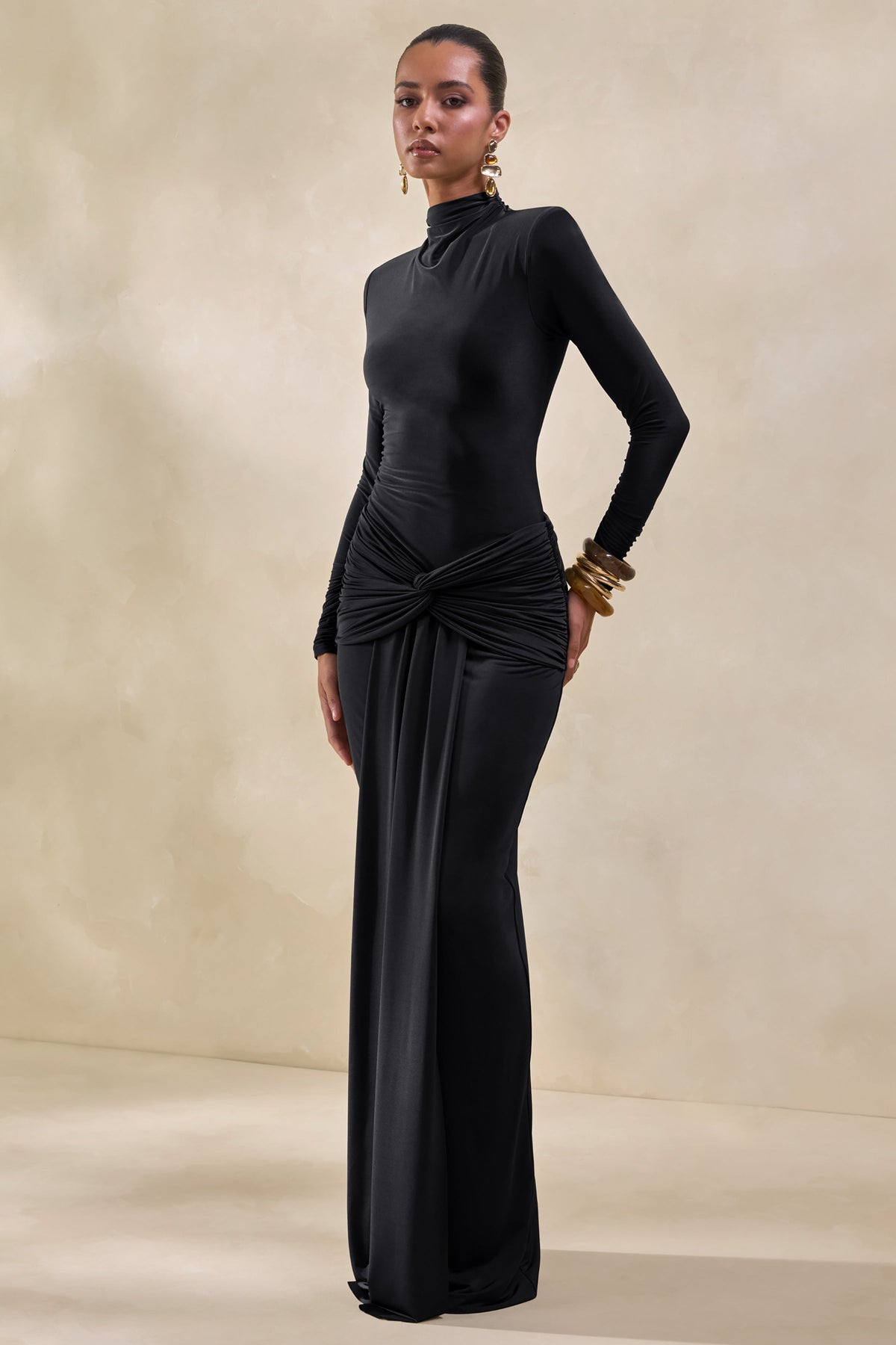 Lyanna | Body Tanga Negro Con Cuello Alto