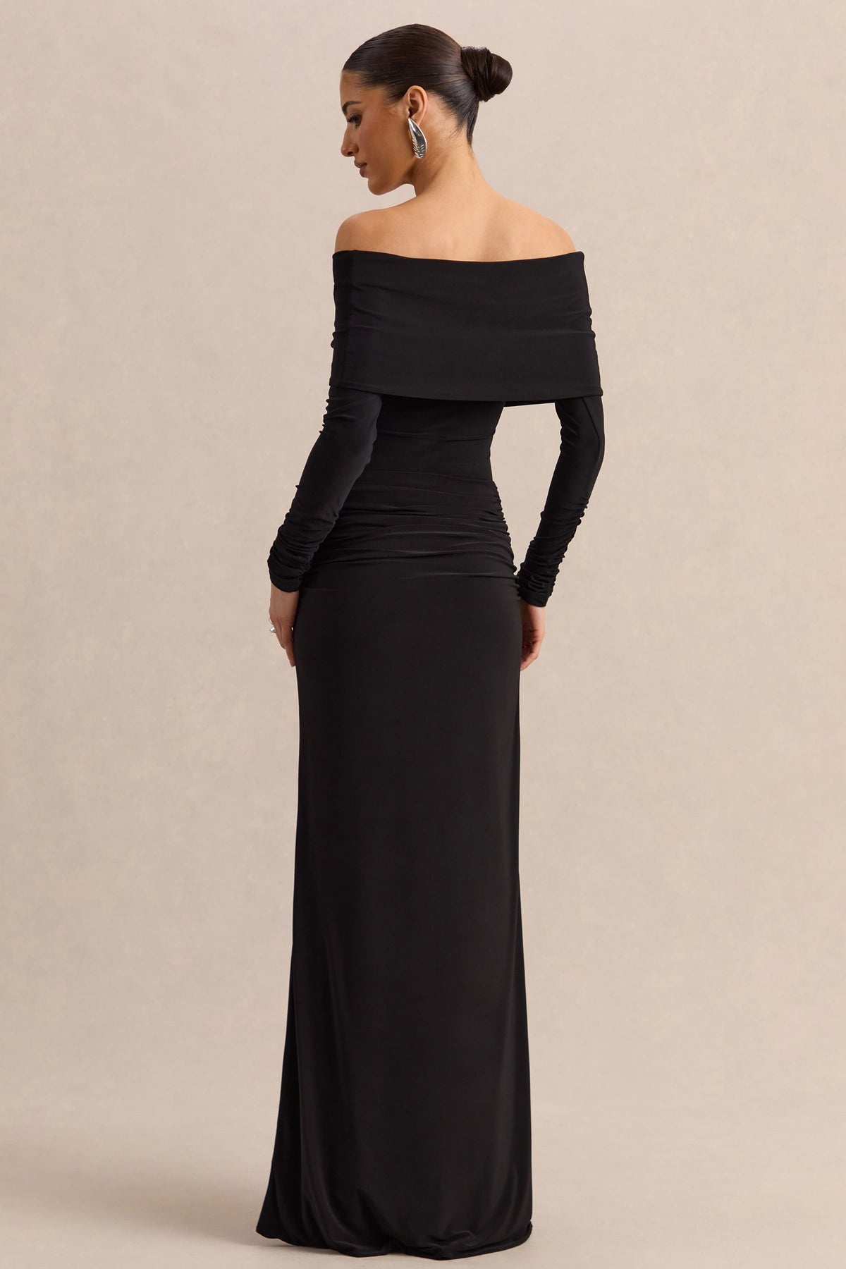 Kaelis | Body Negro Con Escote Bardot Y Mangas Largas