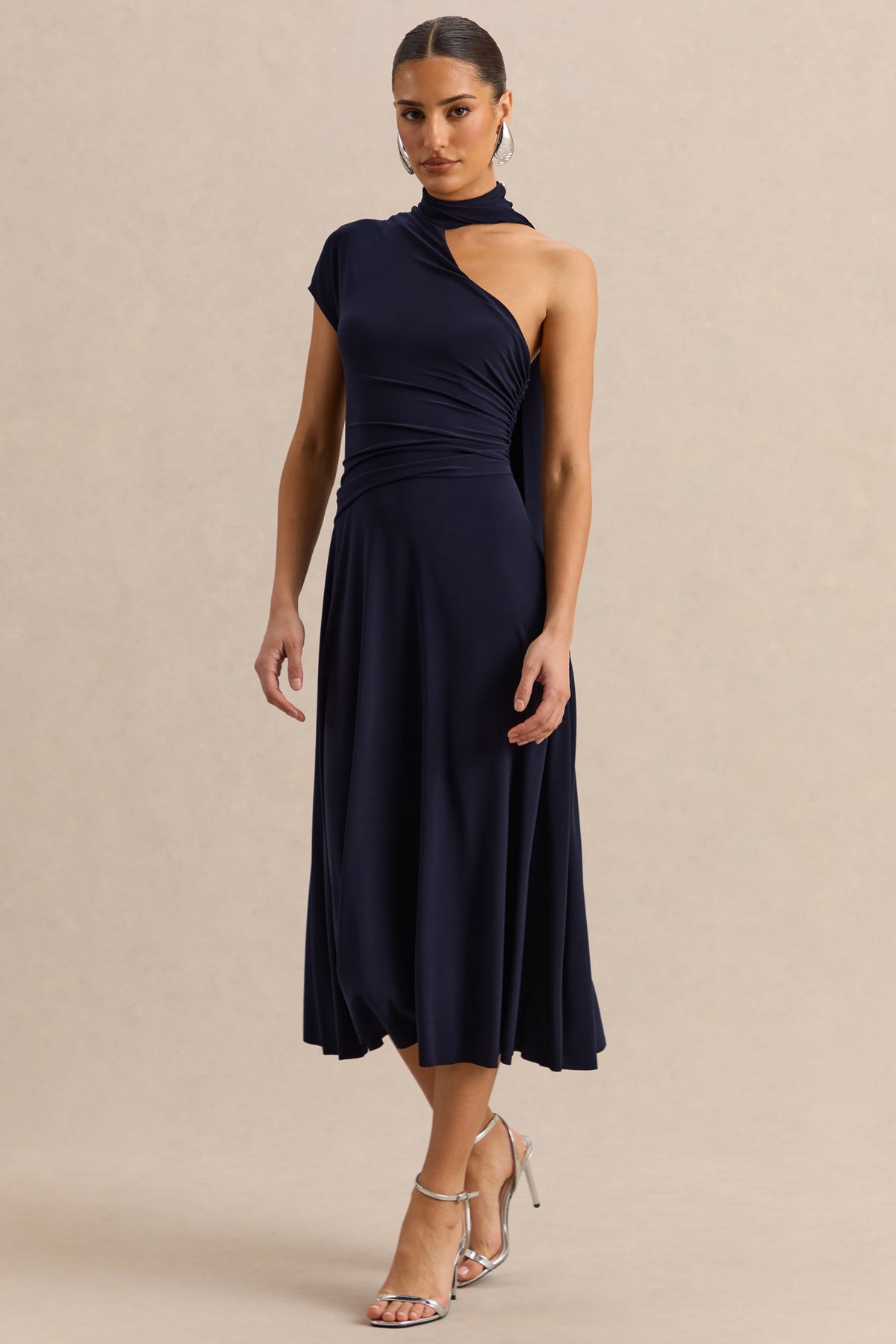 Lythara | Vestido Midi Azul Marino De Jersey Premium Con Escote Asimétrico Y Detalle Pañuelo