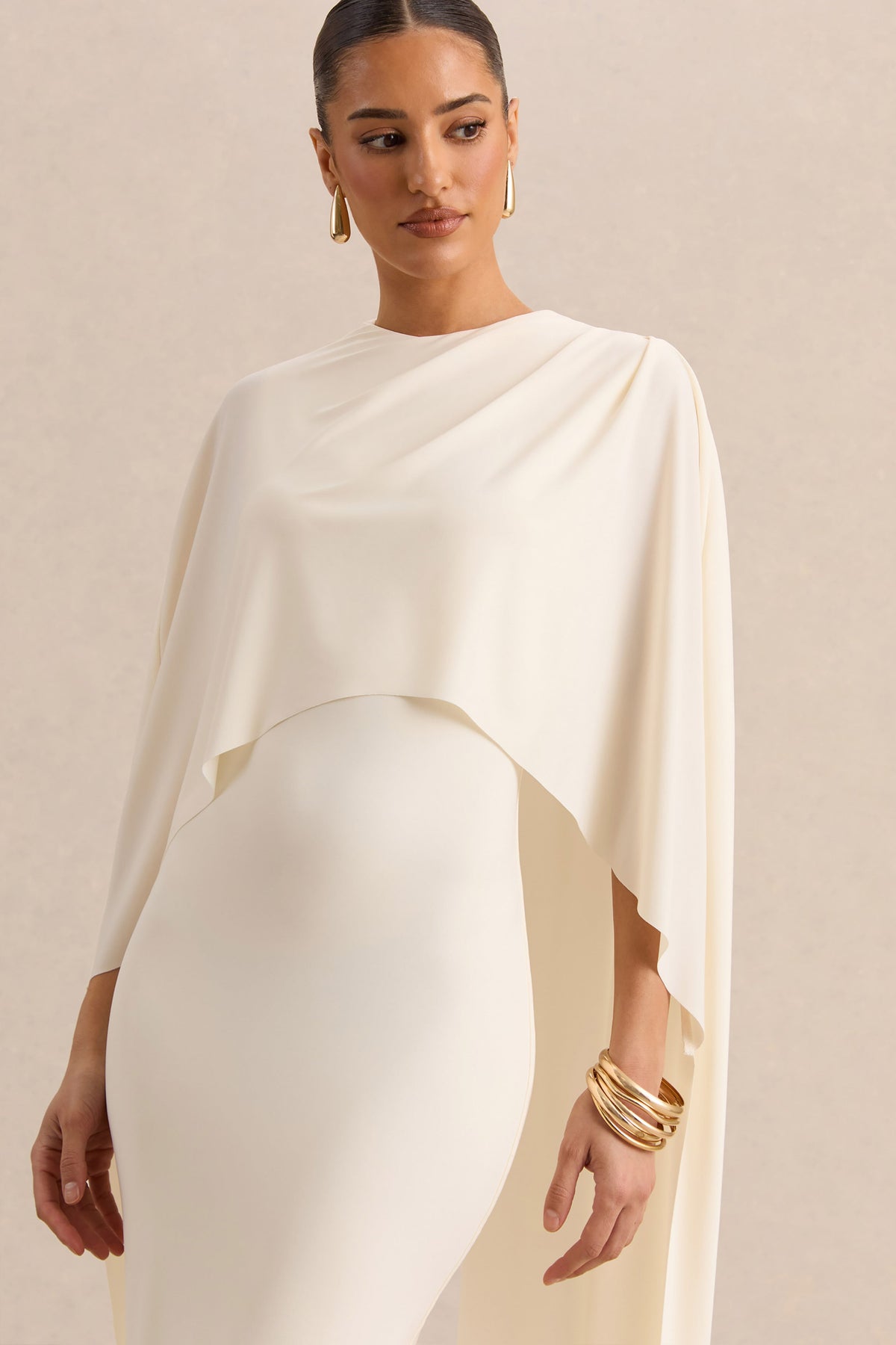 Luxalyn | Vestido Midi Crema de Cuello Redondo con Detalle de Capa