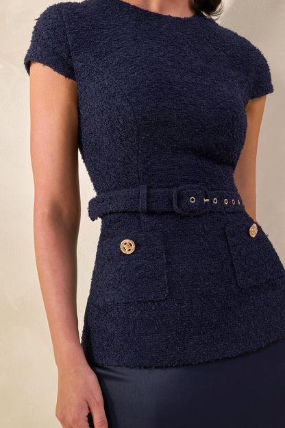 Whispera | Vestido Largo azul marino con cuello redondo, falda de satén y bolsillos