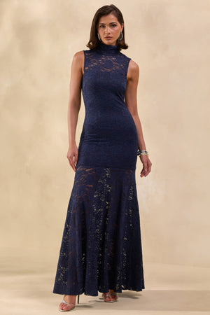 Esalyn | Vestido Largo Azul Marino De Encaje Con Cuello Alto Y Falda Transparente