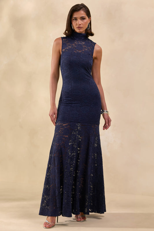 Esalyn | Vestido Largo Azul Marino De Encaje Con Cuello Alto Y Falda Transparente