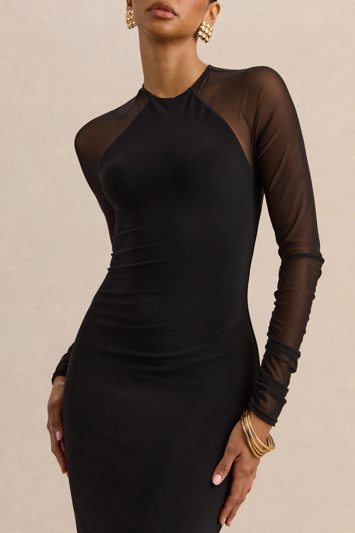 Aurevia | Vestido Midi Negro de Cuello Alto With Long Mesh-Sleeves