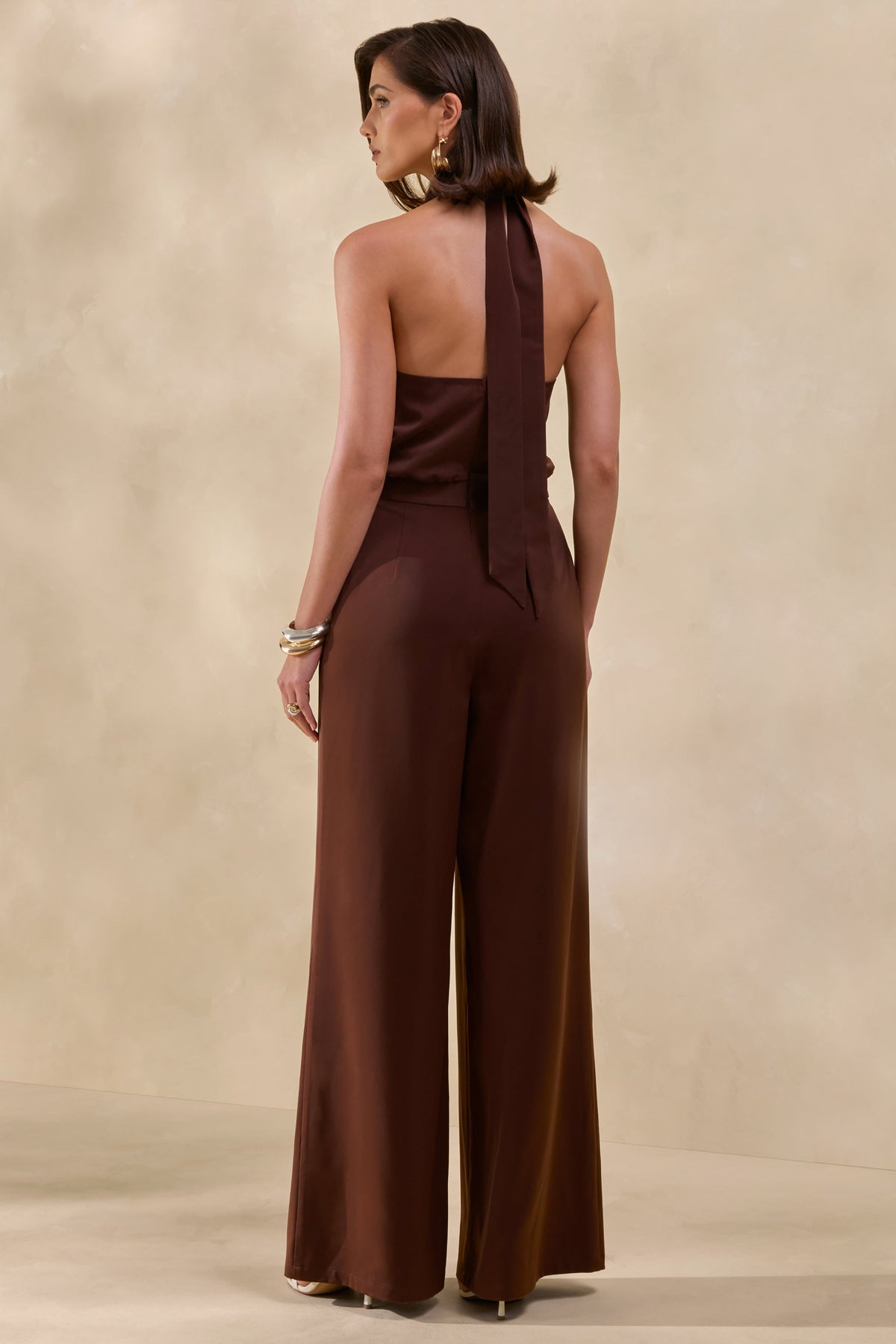 Elisra | Marrón Mono Largo De Satén Con Cuello Halter
