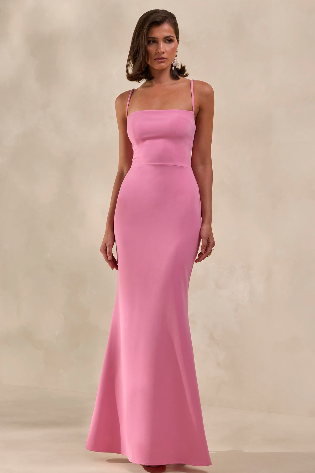 Zavira | Vestido Largo Rosa de Escote Cuadrado