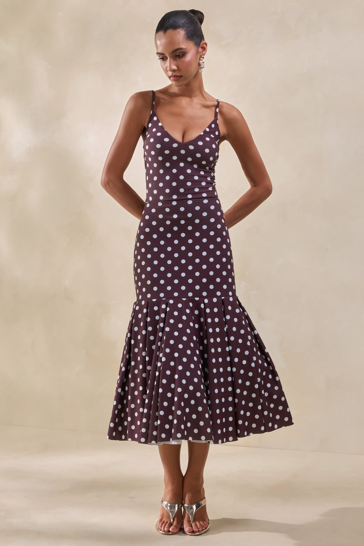 Masie | Falda Midi Marrón De Lunares Con Talle Caído