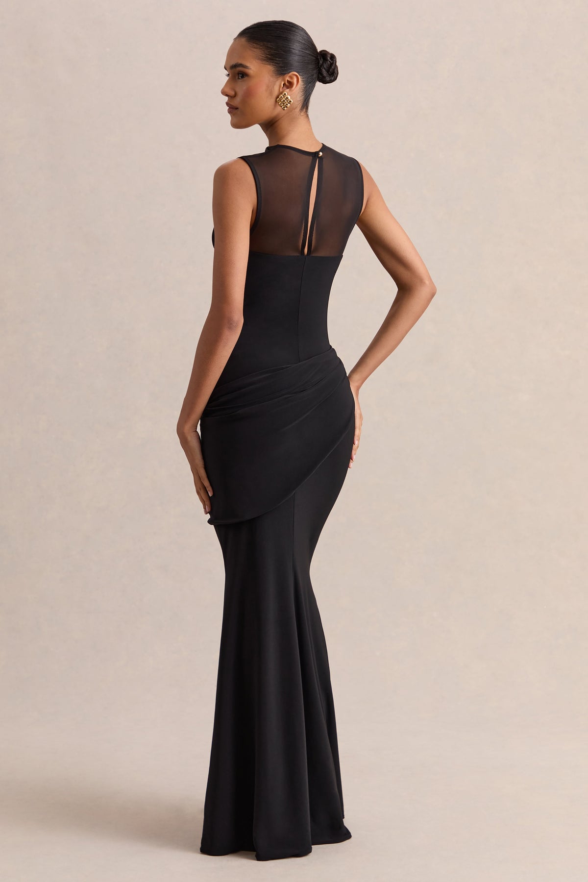 Lyssy | Negro Cuello Alto Vestido Largo con Detalle de Malla