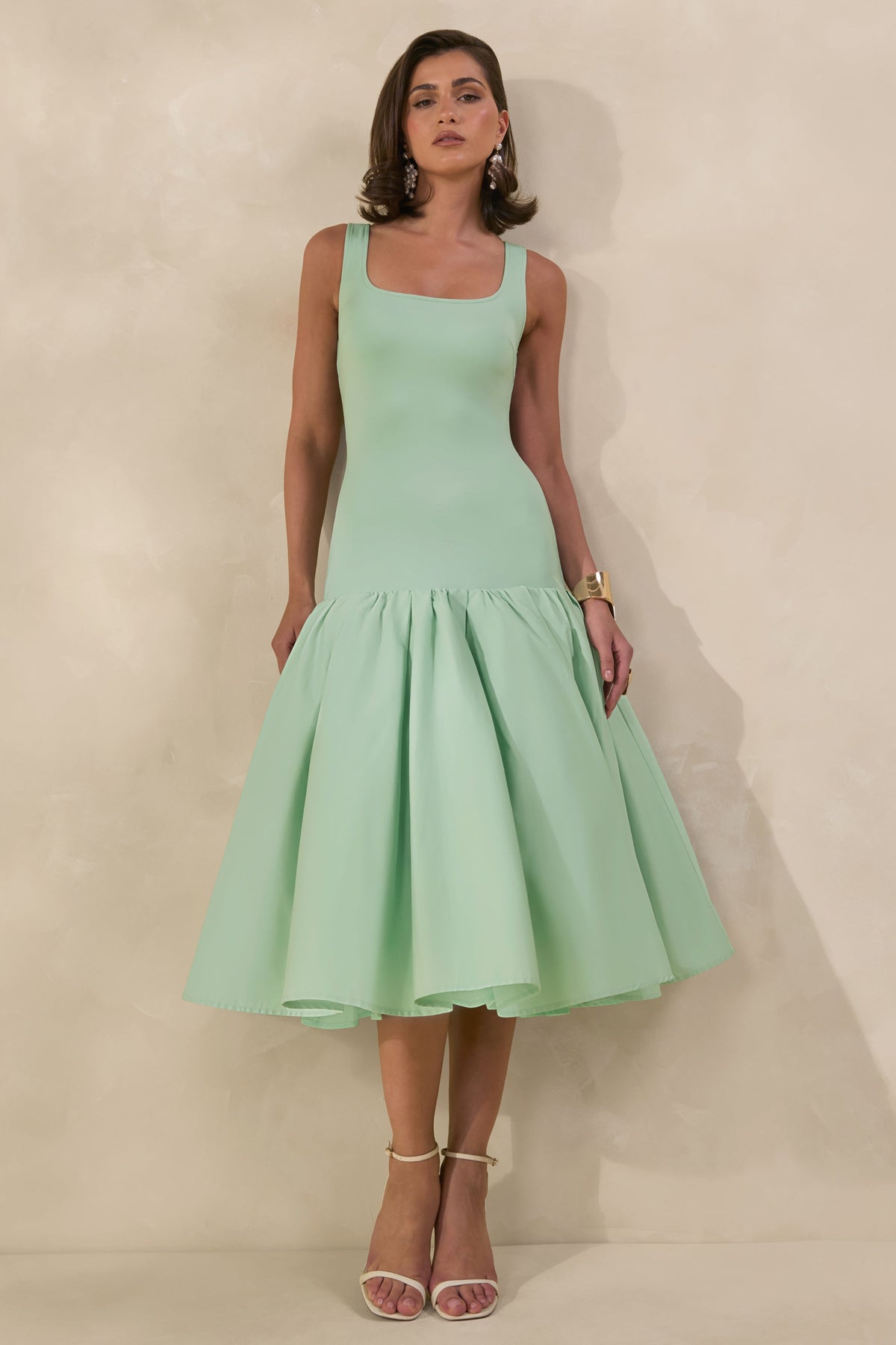 Nanette | Vestido Midi Verde Menta Con Cuello Cuadrado Y Falda Voluminosa