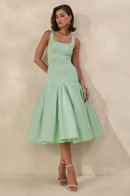 Nanette | Vestido Midi Verde Menta Con Cuello Cuadrado Y Falda Voluminosa