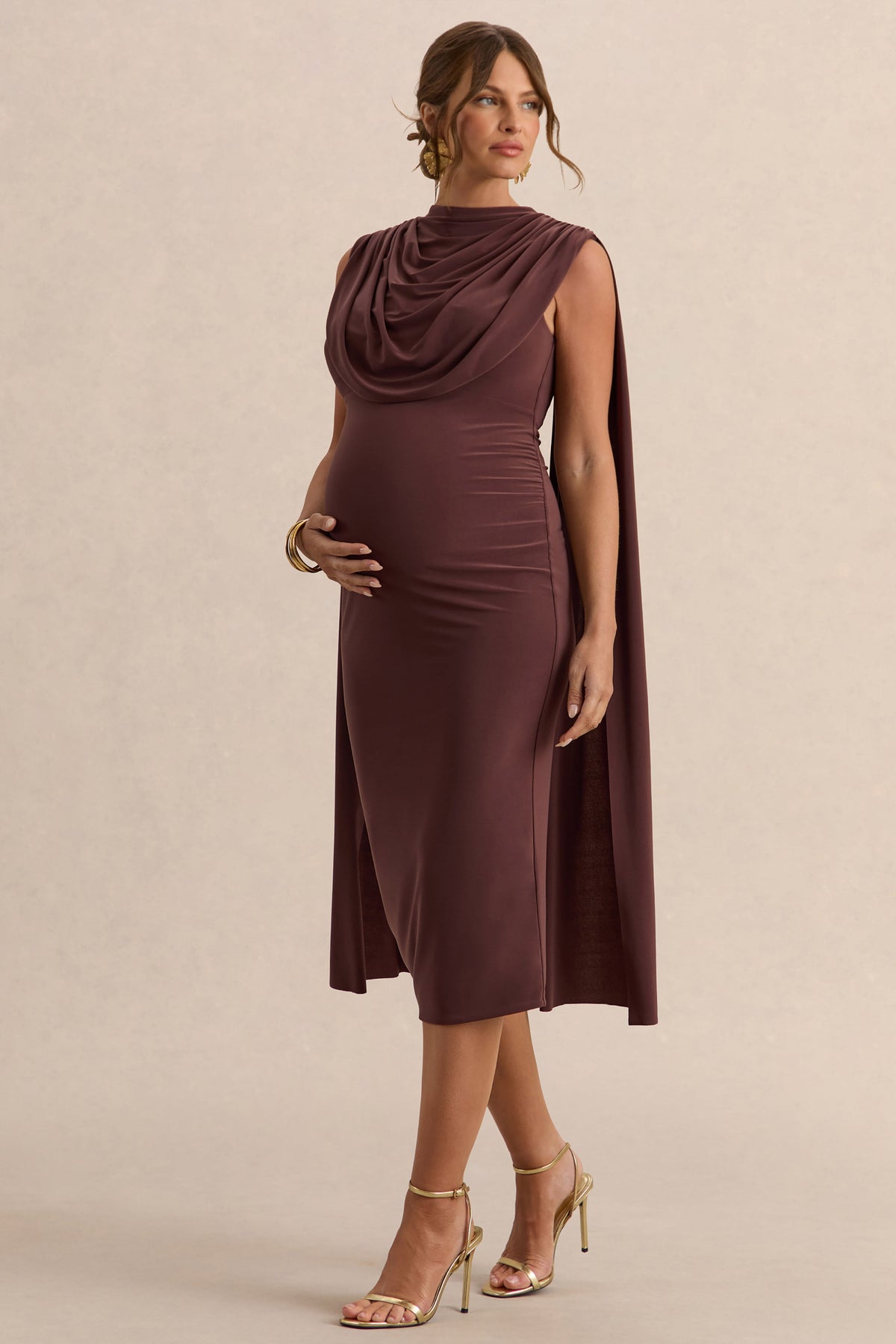 Milaine | Vestido Midi Premamá Marrón Oscuro De Jersey Elástico Premium Con Escote Redondo Y Mangas De Capa