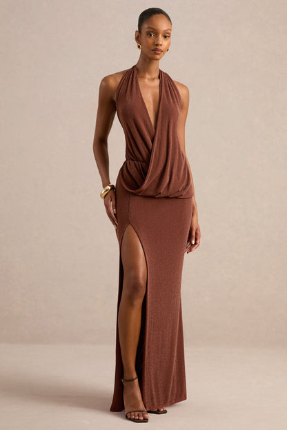 Velia | Vestido largo color champán con escote extremadamente pronunciado y abertura alta delantera