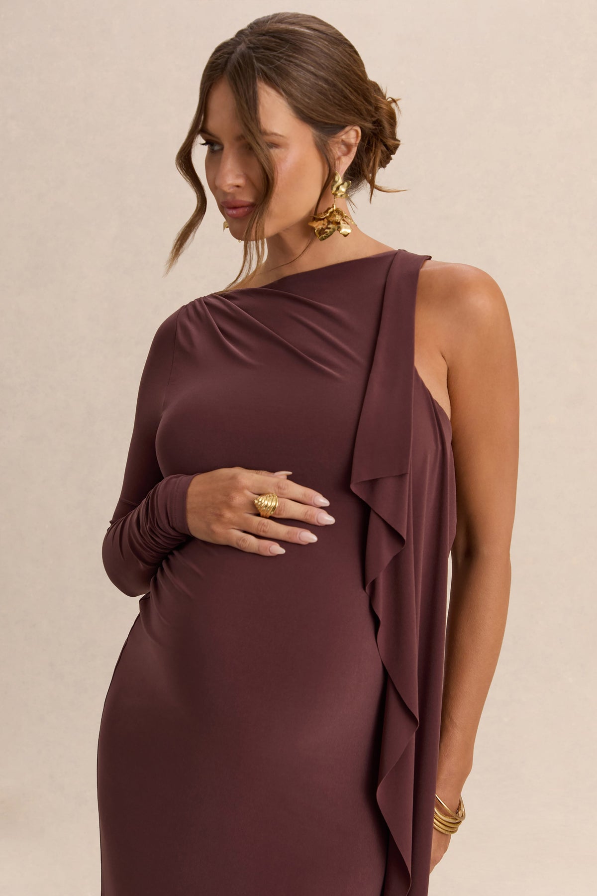 Emanuela | Vestido Largo Premamá Marrón Oscuro Con Escote Barco Y Detalle De Cinta