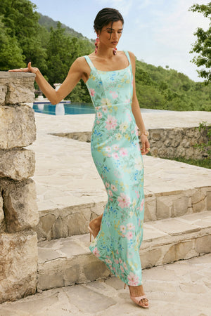 Danette | Vestido Largo de Lentejuelas con Estampado Floral en Tonos Menta y Escote Cuadrado