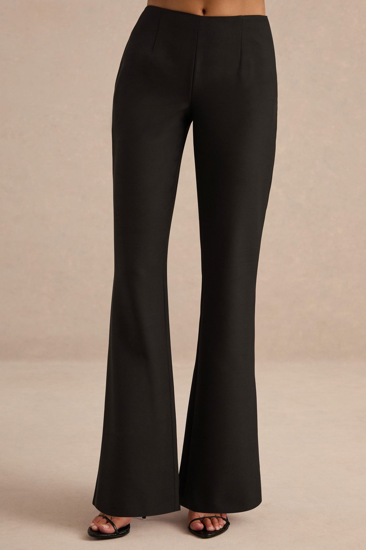 Ysabel | Pantalones Negros Acampanados De Tiro Bajo Estilo Sastre