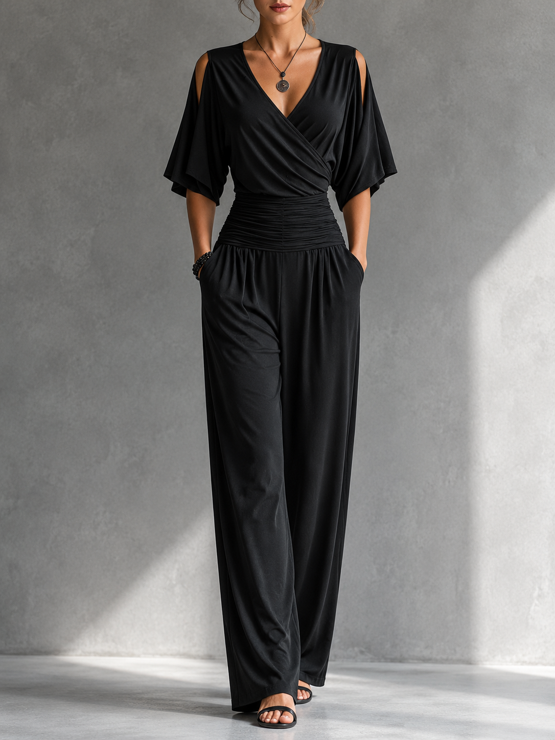 Triana | Elegantes Set mit Wickeloptik und weitem Bein