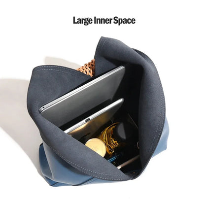 Ilaria | Weiche Handtasche