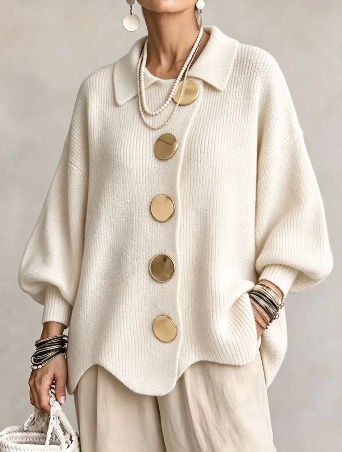 Annette™ | Elegante Oversize-Strickjacke mit großen goldenen Knöpfen