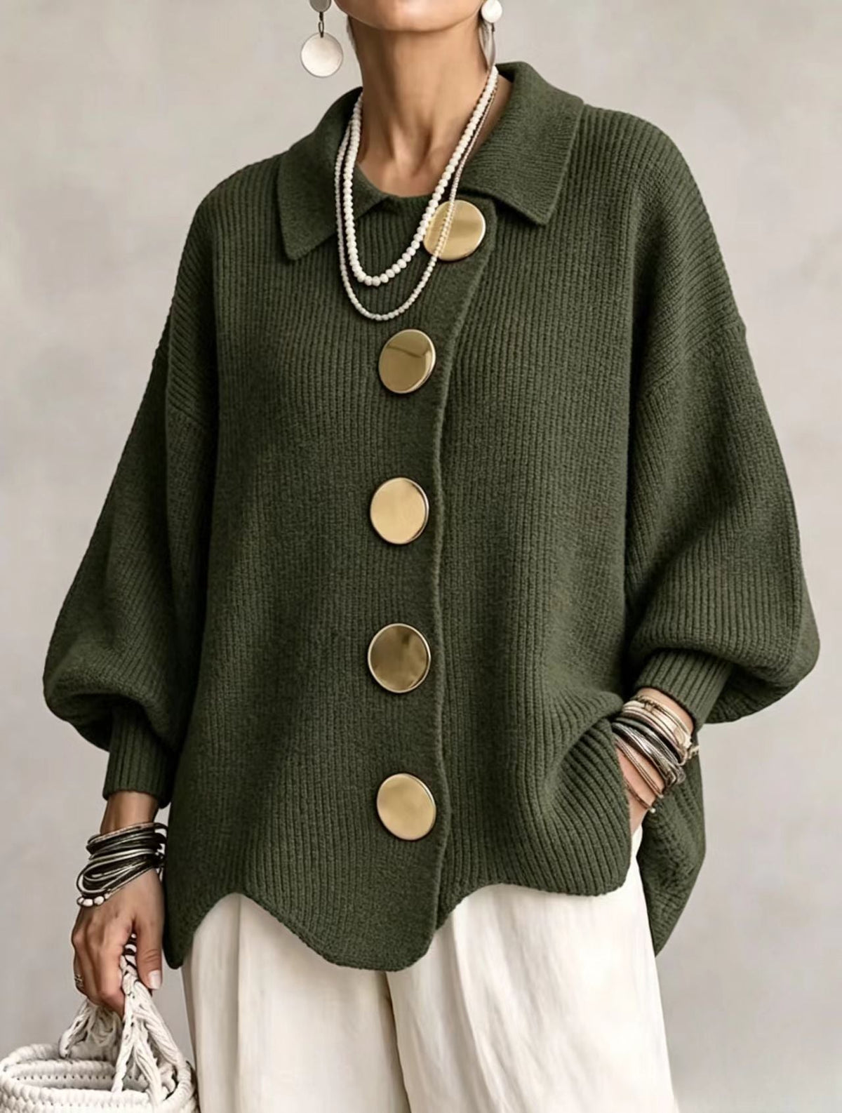Annette™ | Elegante Oversize-Strickjacke mit großen goldenen Knöpfen