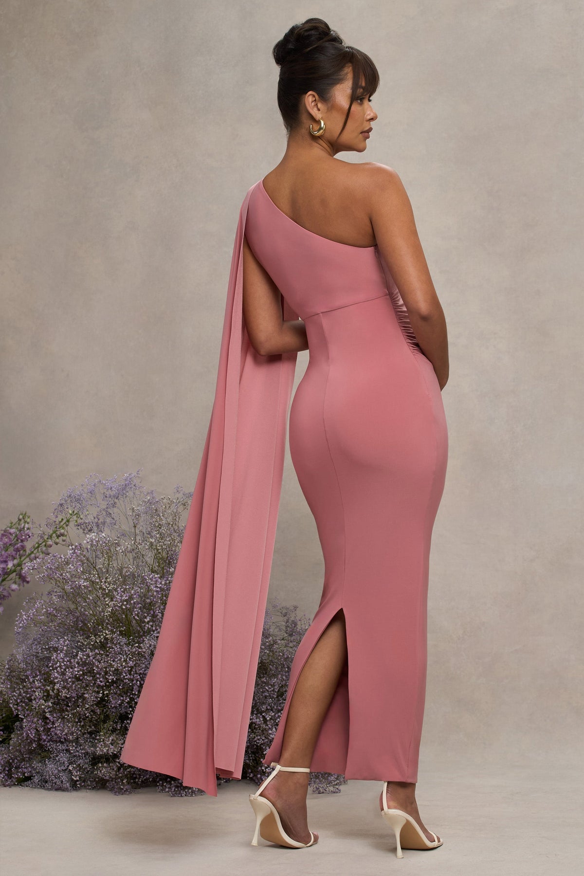 Amaryllis | Vestido Largo Rosa Empolvado de maternidad con una sola maga capa