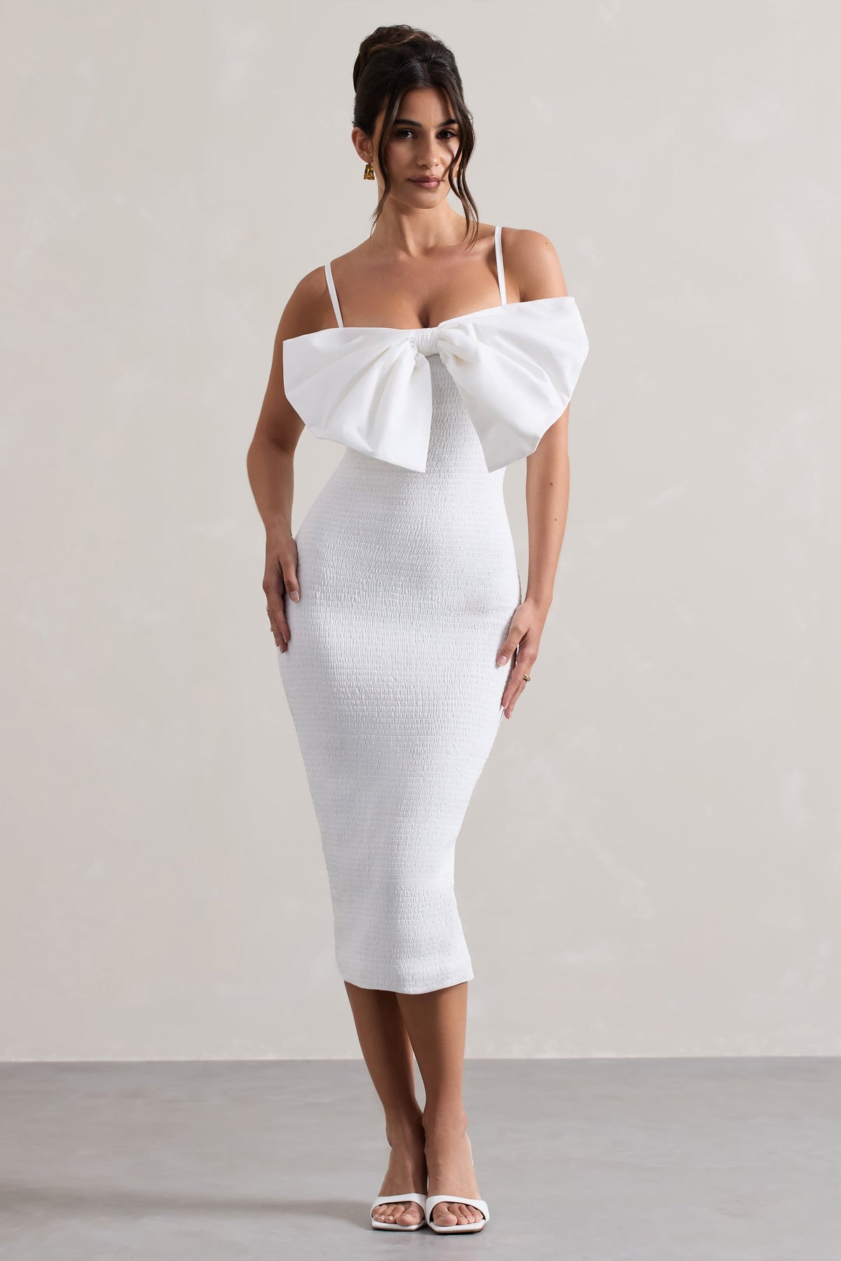 Love Poem | Vestido Midi Ajustado Blanco con Lazo Grande