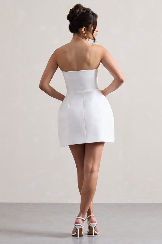 Anniston | Vestido Corto Blanco con Botones y Bandeau Ajustado