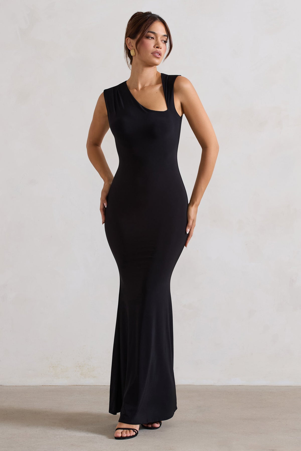 Behind The Scenes | Vestido largo Negro asimétrico con Aberturas