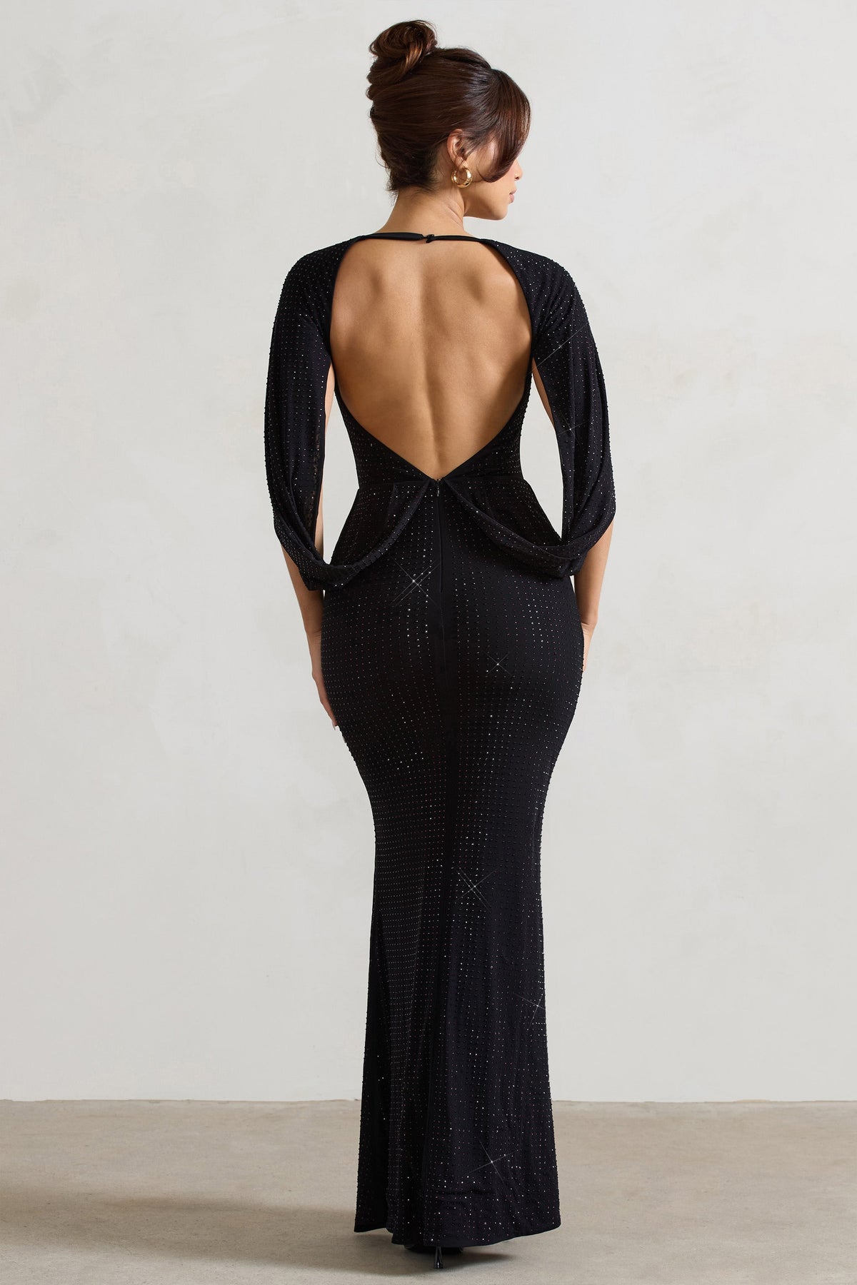 Broadway | Vestido largo de Cola de Pez Negro con Adornos y Mangas Abiertas