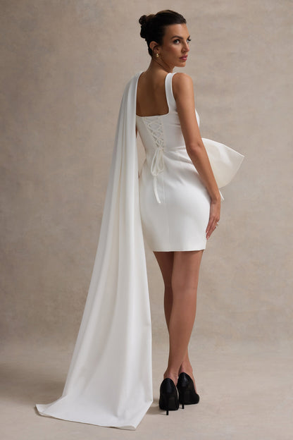 Brulee | Vestido corto con escote redondo y cinturón con lazo en crema