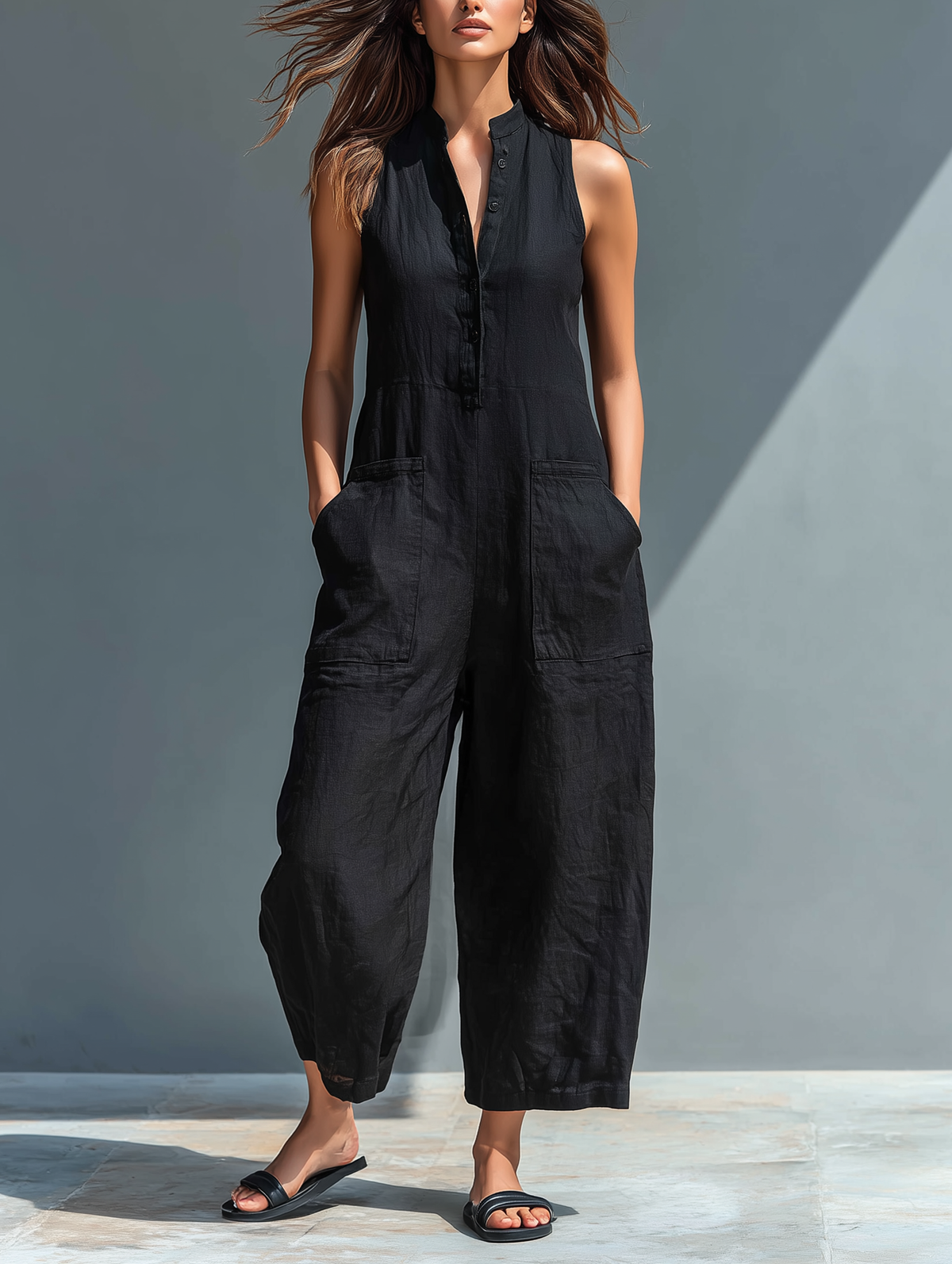 Matilde | Ärmelloser Overall aus Leinenmix im minimalistischen Stil