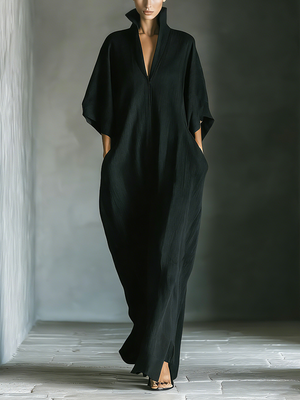 Costanza | Schwarzes Maxikleid mit Kimonoärmeln und V-Ausschnitt