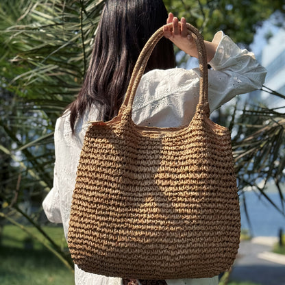 Manuela | Geflochtene Strohtasche mit Schulterriemen – Hell Natur