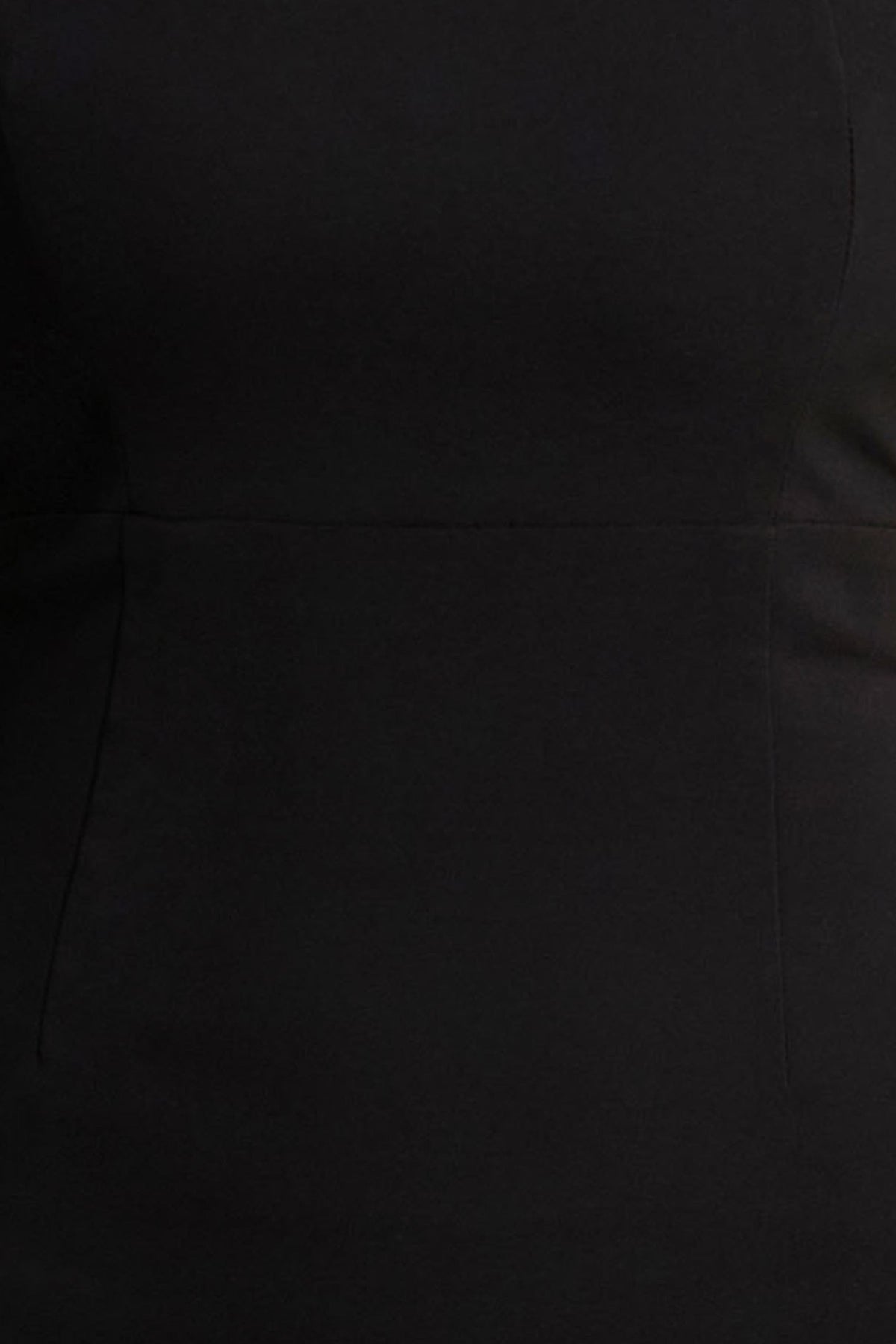 Retreat | Vestido largo negro con escote cuadrado y mangas campana de satén