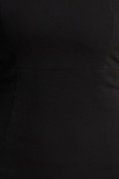 Retreat | Vestido largo negro con escote cuadrado y mangas campana de satén