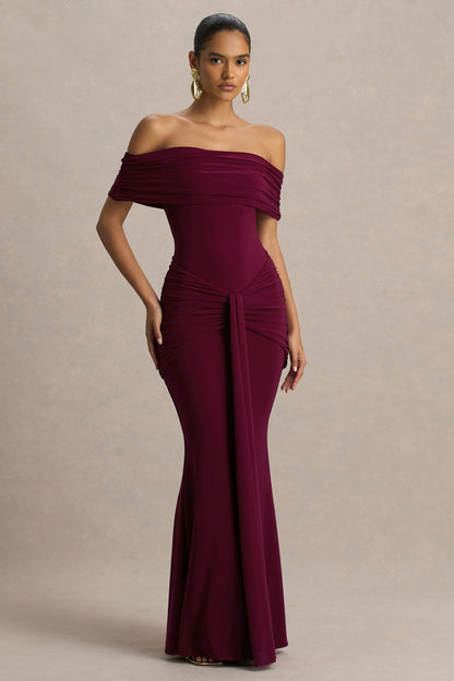 Envisioned | Vestido Largo Burdeos Con Escote Bardot y Detalles Fruncidos y Drapeados