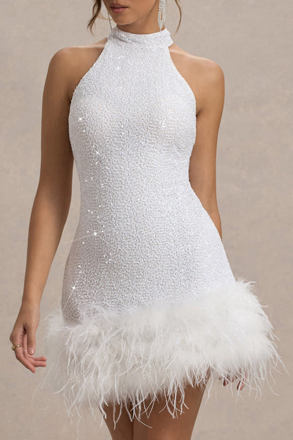Lumi | Vestido corto blanco de lentejuelas y ribete de plumas
