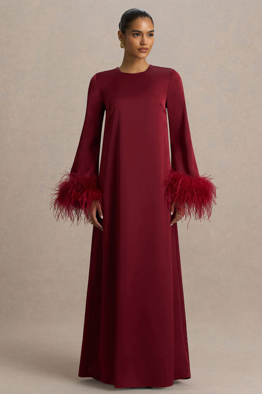 Adella | Vestido Largo de Satén Burdeos con Detalle de Plumas