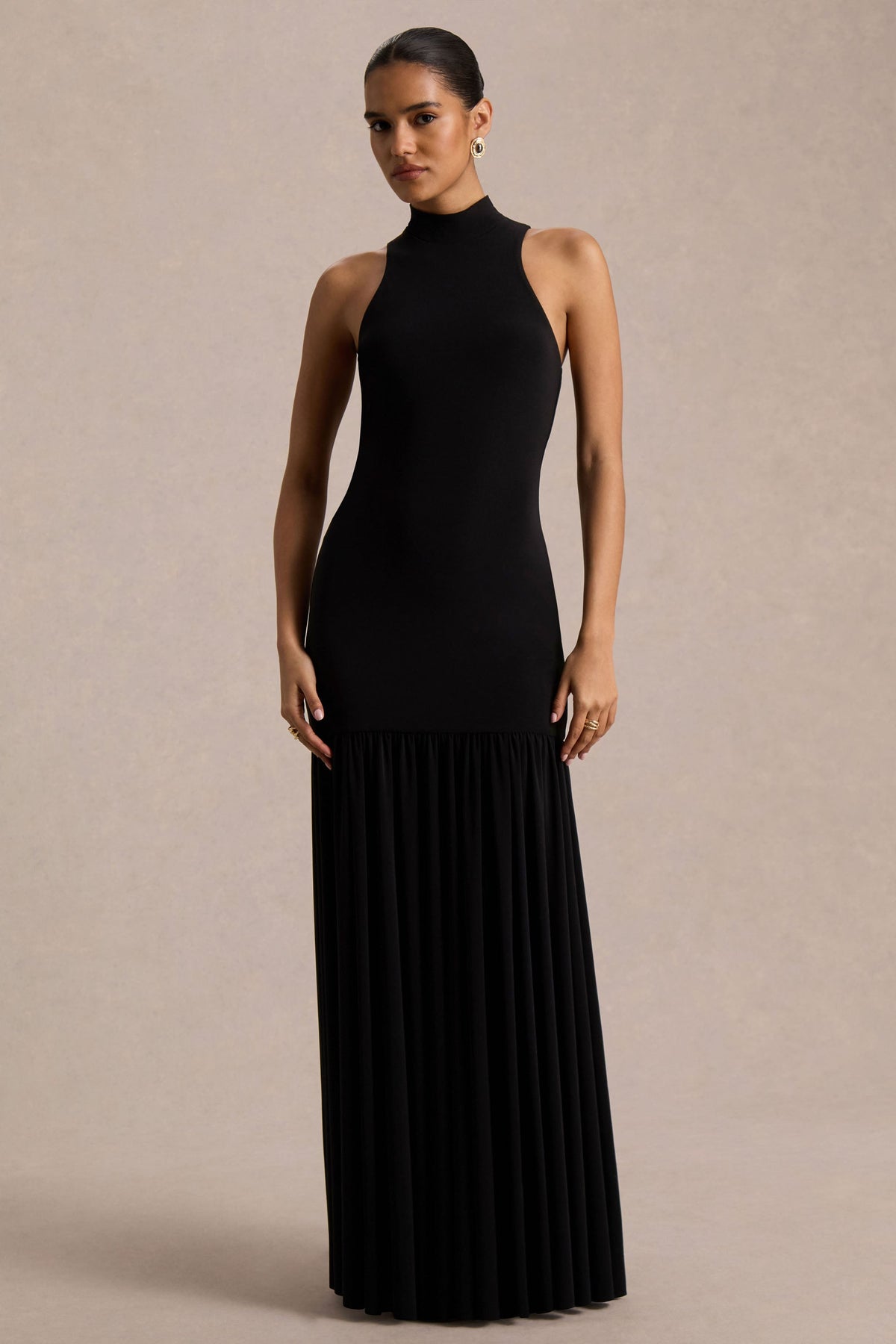 Tasmin | Vestido Largo Negro de Cuello Alto con Cintura Baja