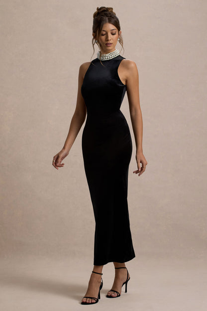 Audrine | Vestido largo de terciopelo negro y detalle de collar de perlas integrado