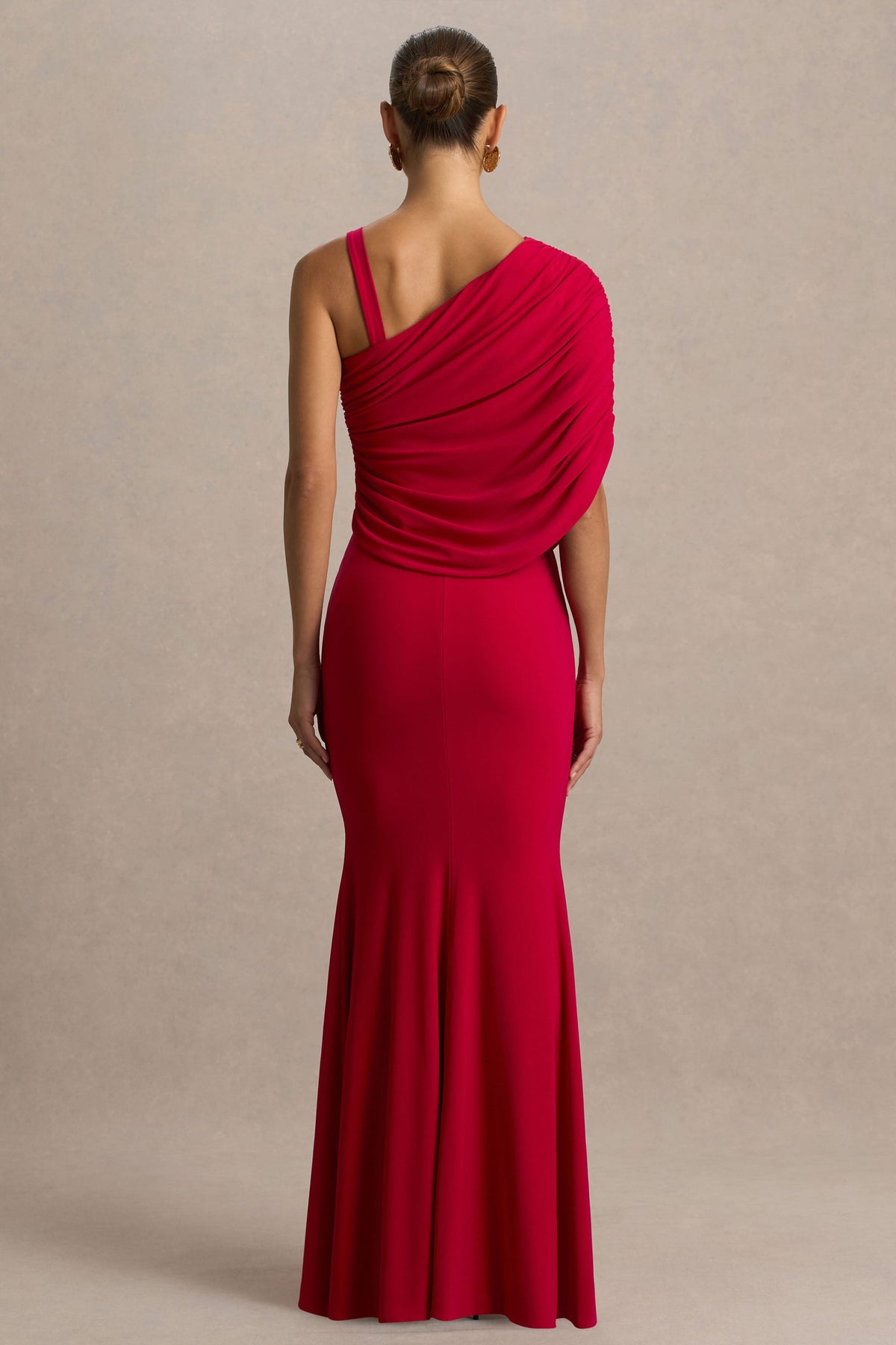 Sylvie | Vestido Largo rojo de cuello asimétrico